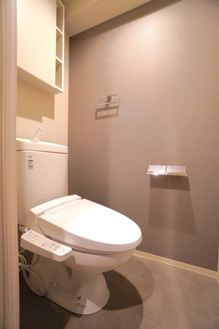 ロイジェント駒込六義園のトイレ|※写真は同タイプ住戸です。