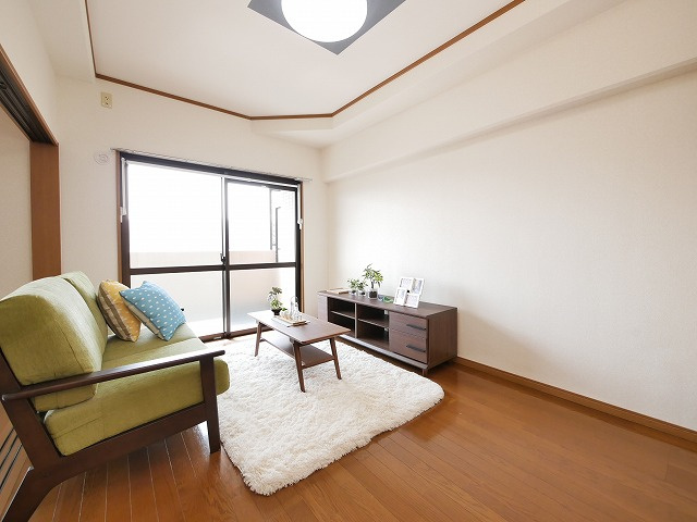 ホープ花屋敷のロビー