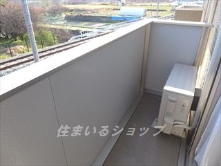 広島市安佐北区亀山２丁目のアパートのバルコニー