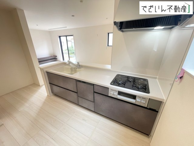 【キッチン】 | Livele Garden.S加須市三俣1丁目　新築住宅 | ≪2号棟≫
現地(2026年8月撮影)