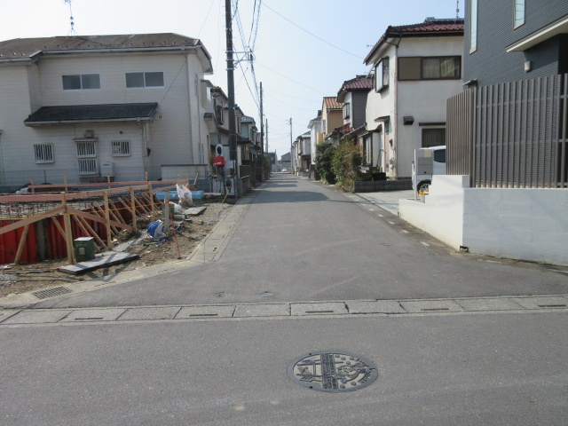【仲介手数料無料】新築戸建　熊谷市大原2-7-9（全1棟）の前面道路含む現地写真