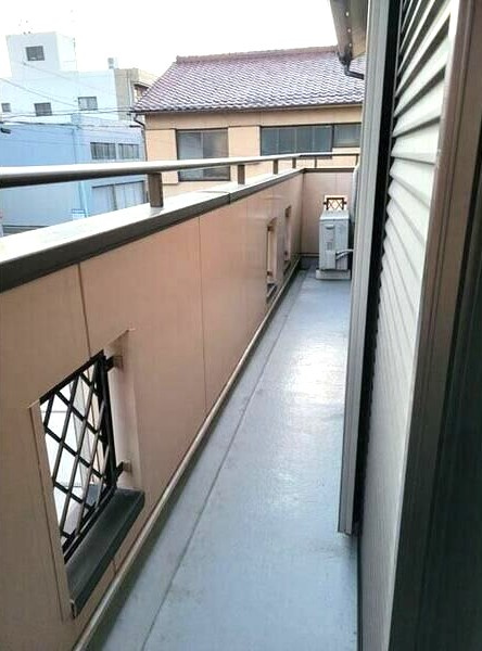 名古屋市中村区（西米野町）のバルコニー