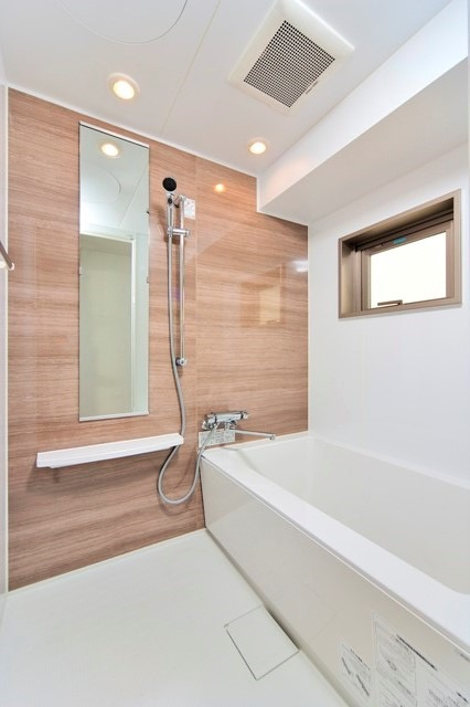 新品家具付きマンション冷泉町11(KaGood福岡)の浴室|きれいなお風呂です