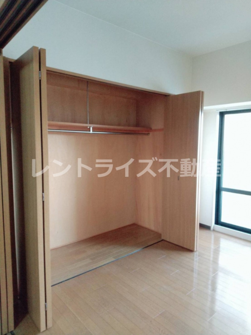 シュケル栄の居間・リビング