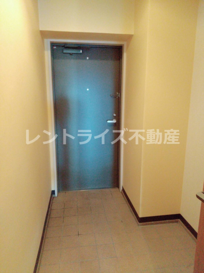 シュケル栄の玄関