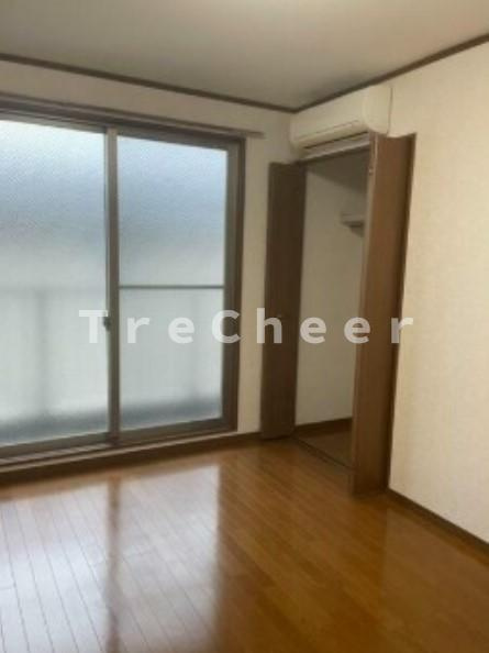 アンプルールフェール川口Ⅱの居間・リビング