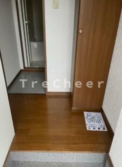 アンプルールフェール川口Ⅱの玄関