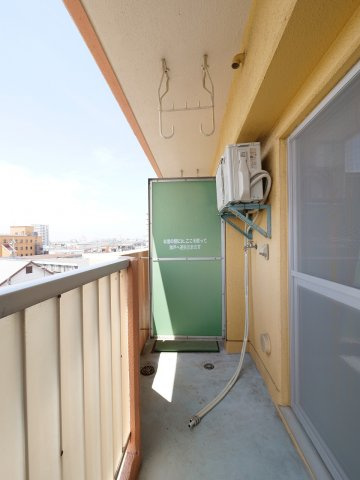 チェルシー青江のバルコニー|※写真は別の部屋のものです。