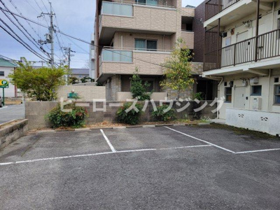 【駐車場】 | ラポール蛍池