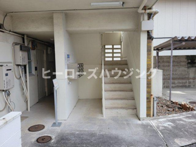 【エントランス】 | ラポール蛍池