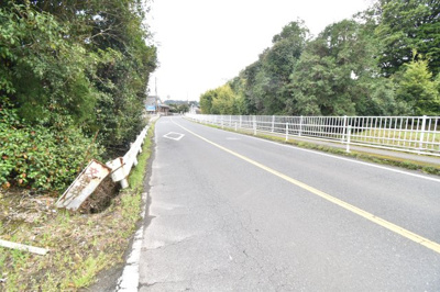 【前面道路含む現地写真】 | 鹿屋市祓川町　売地