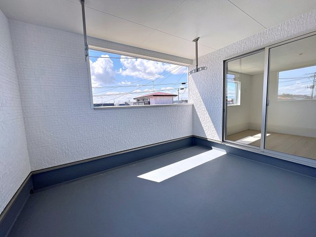 新築戸建・新築建売　矢吹町一本木第6　善郷小・矢吹中のバルコニー|インナーバルコニーなので急な天候不良でも安心です！