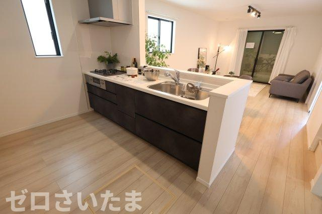 《仲介手数料無料》西区大字指扇1007新築一戸建てハートフルタウンのキッチン