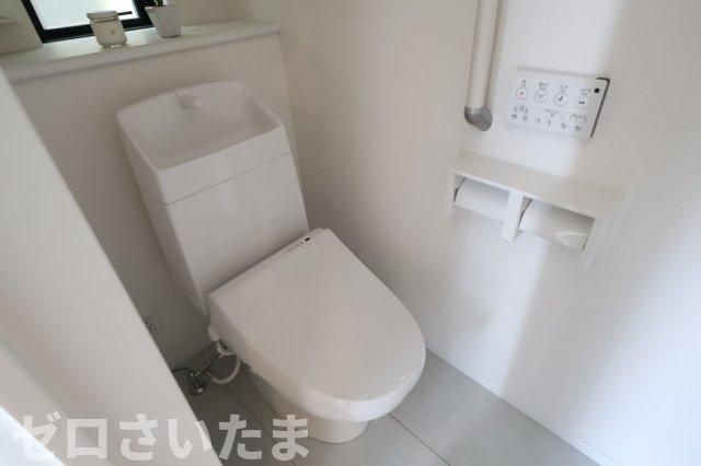 《仲介手数料無料》西区大字指扇1007新築一戸建てハートフルタウンのトイレ