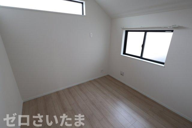 《仲介手数料無料》西区大字指扇1007新築一戸建てハートフルタウンの洋室