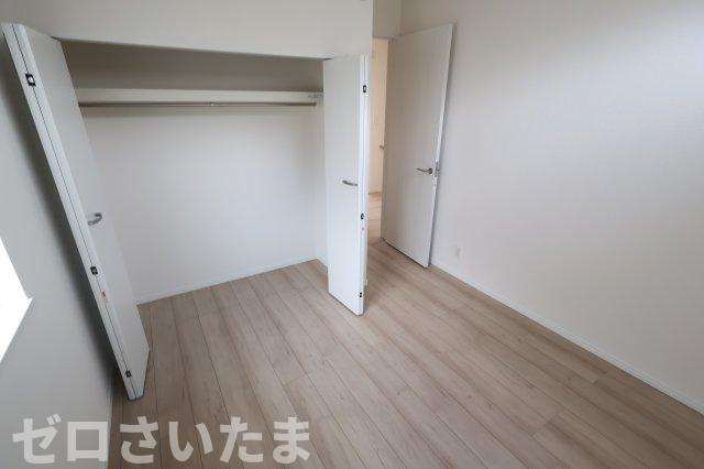 《仲介手数料無料》西区大字指扇1007新築一戸建てハートフルタウンの洋室