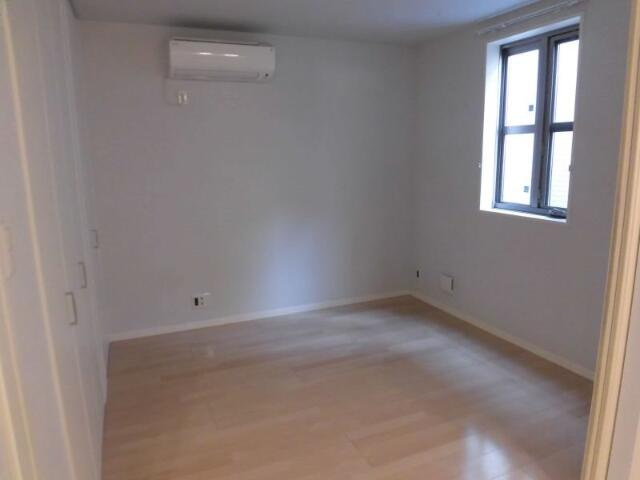 リンジュドゥプリムの寝室