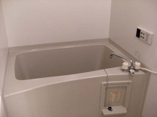 GRACE岸和田の浴室|コンパクトで使いやすいお風呂です