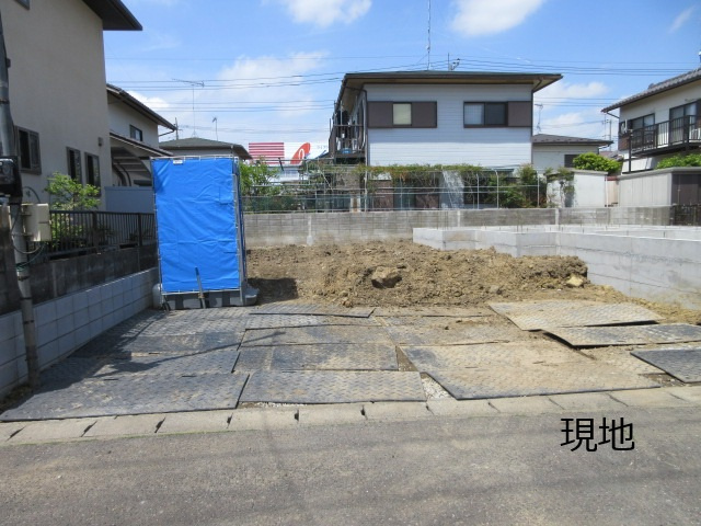 【仲介手数料無料】新築戸建　熊谷市弥藤吾1134-47（全1棟）の前面道路含む現地写真