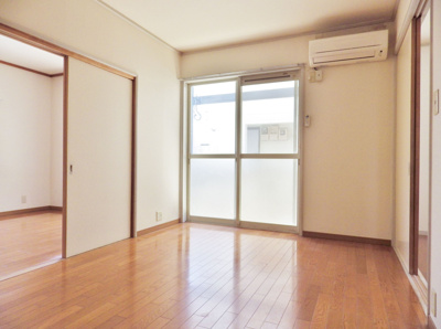 【洋室】 | メゾンイーグルD棟 | 他号室参考写真　エアコン付き