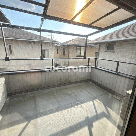 京田辺市山手西２丁目戸建のバルコニー