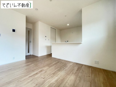 【居間・リビング】 | Livele Garden.S加須市三俣1丁目　新築住宅 | ≪3号棟≫
現地(2026年8月撮影)
