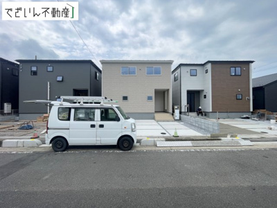 【前面道路含む現地写真】 | Livele Garden.S加須市三俣1丁目　新築住宅 | ≪3号棟≫
現地(2026年8月撮影)