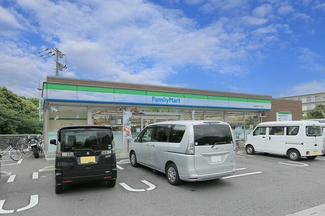 サンコート 小倉南区葛原東2丁目の周辺|ファミリーマート小倉…まで550m 