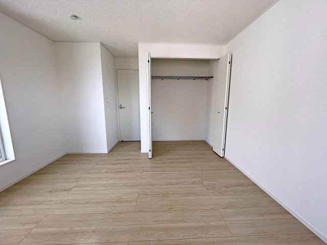 新築戸建・新築建売　矢吹町一本木第6　善郷小・矢吹中の洋室|8.5帖の洋室