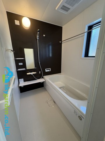 茅ヶ崎市今宿４期　新築戸建　全２棟１号棟の浴室|ゆったり過ごせるお風呂です