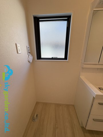 茅ヶ崎市今宿４期　新築戸建　全２棟１号棟のランドリースペース