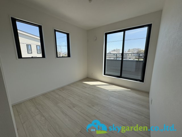 茅ヶ崎市今宿４期　新築戸建　全２棟１号棟の洋室|ゆったりした洋室です