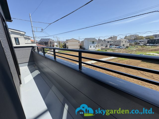 茅ヶ崎市今宿４期　新築戸建　全２棟１号棟のバルコニー