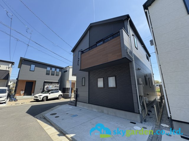 茅ヶ崎市今宿４期　新築戸建　全２棟１号棟の前面道路含む現地写真|前面道路含む現地写真です