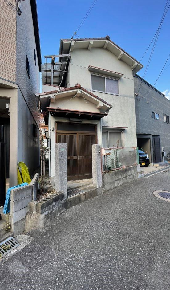 豊中市長興寺北1丁目　中古戸建の外観|外はこのようになっています