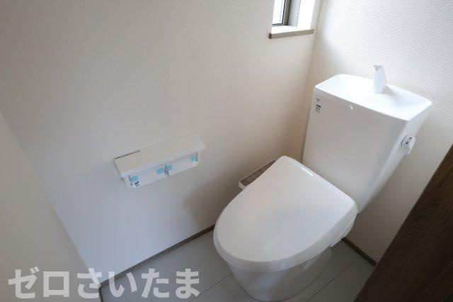 《仲介手数料無料》北区本郷町1065-1新築一戸建てハートフルタウンのトイレ|2階