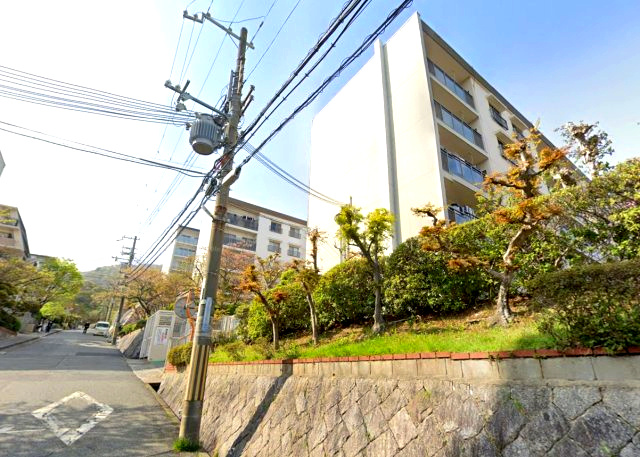 渦ヶ森コーポ8号館の外観|１階ならではの平屋の戸建感のある住居
