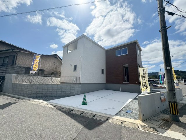 ーリーブルガーデンー小倉南区長行西第五【小倉南区　新築戸建て】の駐車場|駐車スペースは2台可能♪【小倉南区　新築戸建て】