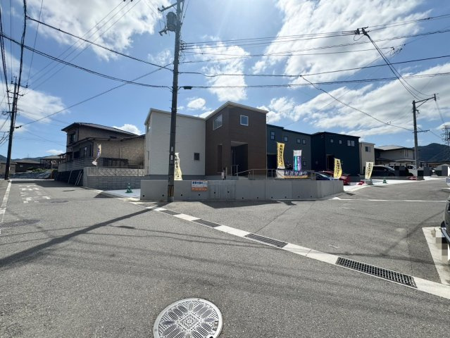 ーリーブルガーデンー小倉南区長行西第五【小倉南区　新築戸建て】の前面道路含む現地写真|2026年3月14日撮影【小倉南区　新築戸建て】