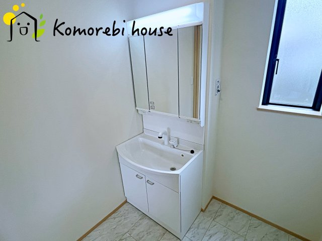 伊奈町大針505番　新築一戸建て　Aの独立洗面台|4/2撮影済み