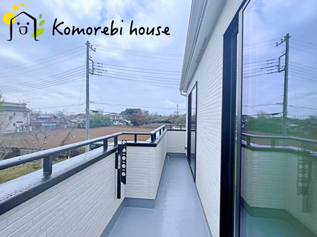 伊奈町大針505番　新築一戸建て　Aのバルコニー|4/2撮影済み