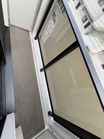 【バルコニー】