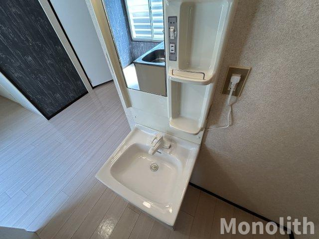 サンシティー西大路の独立洗面台