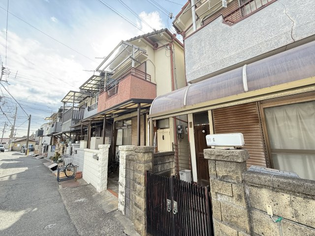 明石市大久保町八木戸建の前面道路含む現地写真