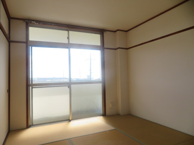 姫路市大津区恵美酒町２丁目の賃貸マンションの内装