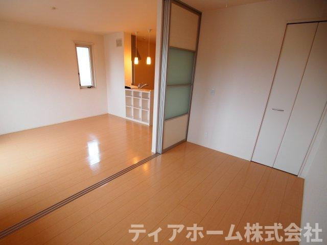 フェリーチェ真美ヶ丘A棟の洋室|広々とした洋室です