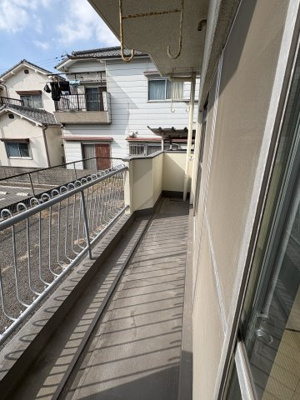 【バルコニー】 | 岸田マンション | バルコニー付きです
