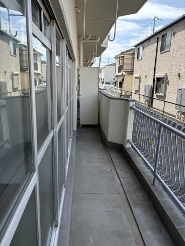 【バルコニー】 | 岸田マンション | お洗濯にも便利なバルコニー付き