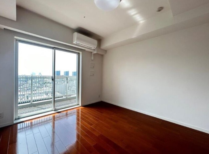 ラクアスレジデンス東新宿の居間・リビング