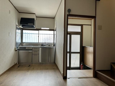 【玄関】 | テラス 豊中市大島町１丁目